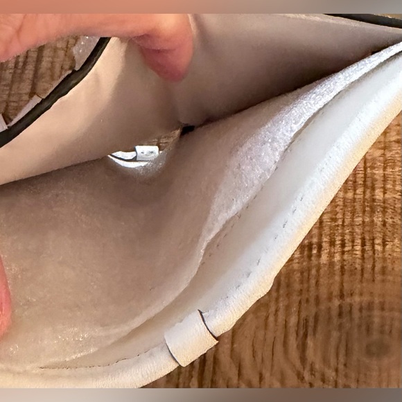 Coach Light Chalk Crossbody Bag with Chain NWT - Picture 13 of 13